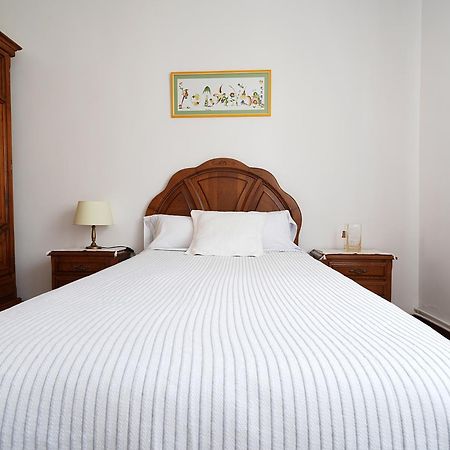 Casa Con Jardin En Vilanova De Arousa ปอนเตเบดรา ภายนอก รูปภาพ