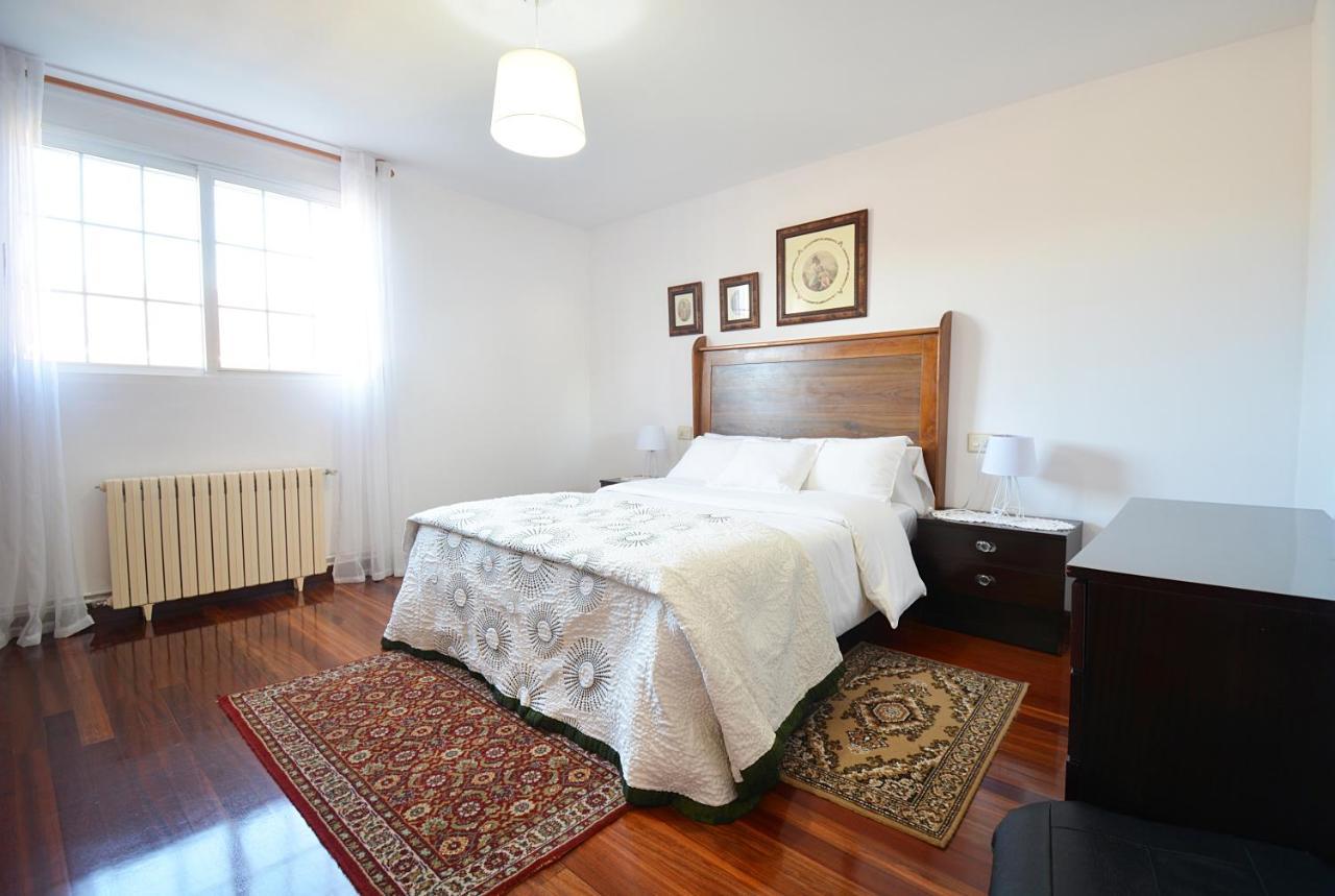 Casa Con Jardin En Vilanova De Arousa ปอนเตเบดรา ภายนอก รูปภาพ