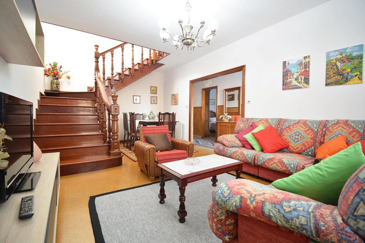 Casa Con Jardin En Vilanova De Arousa ปอนเตเบดรา ภายนอก รูปภาพ