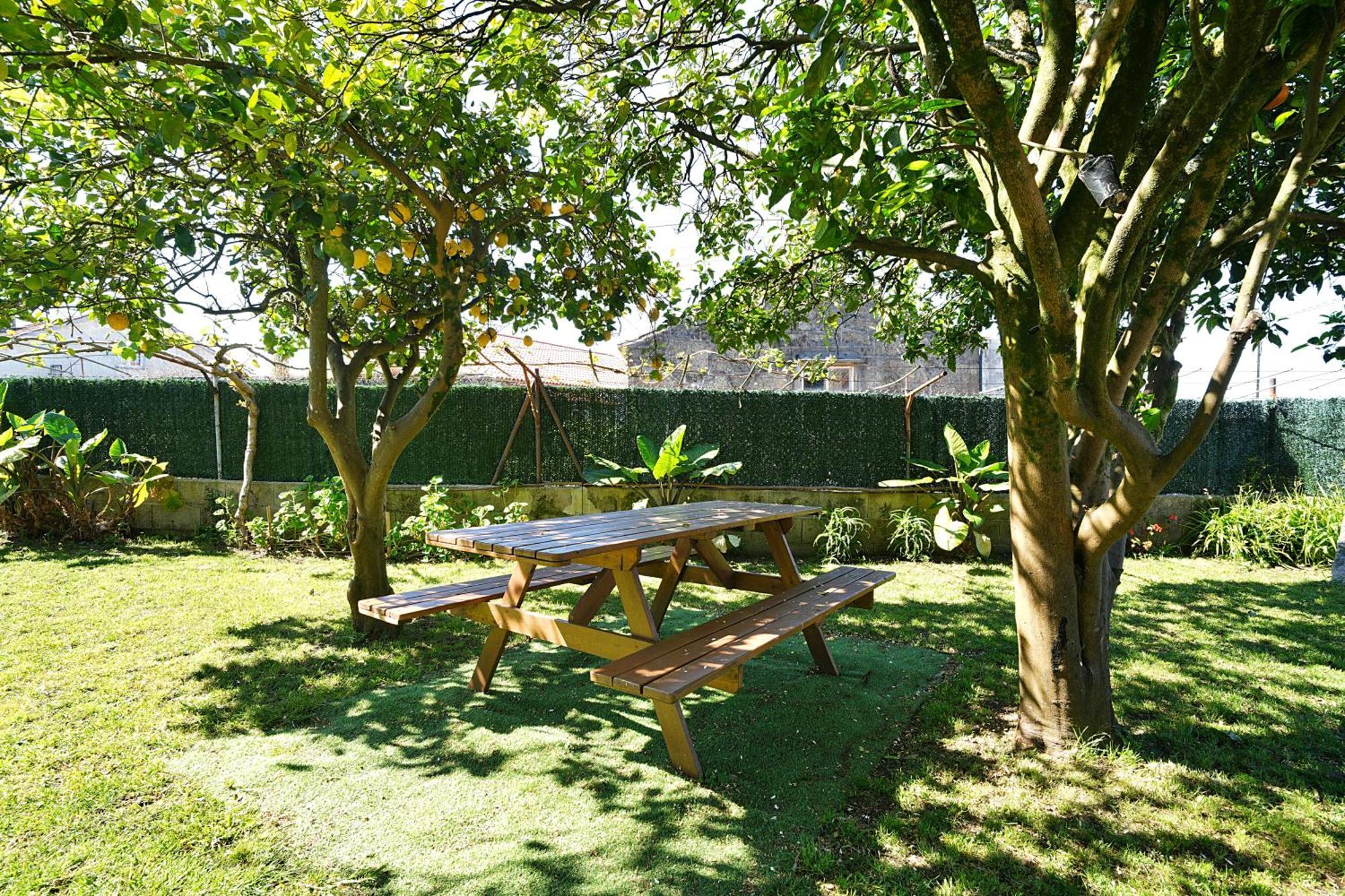Casa Con Jardin En Vilanova De Arousa ปอนเตเบดรา ภายนอก รูปภาพ