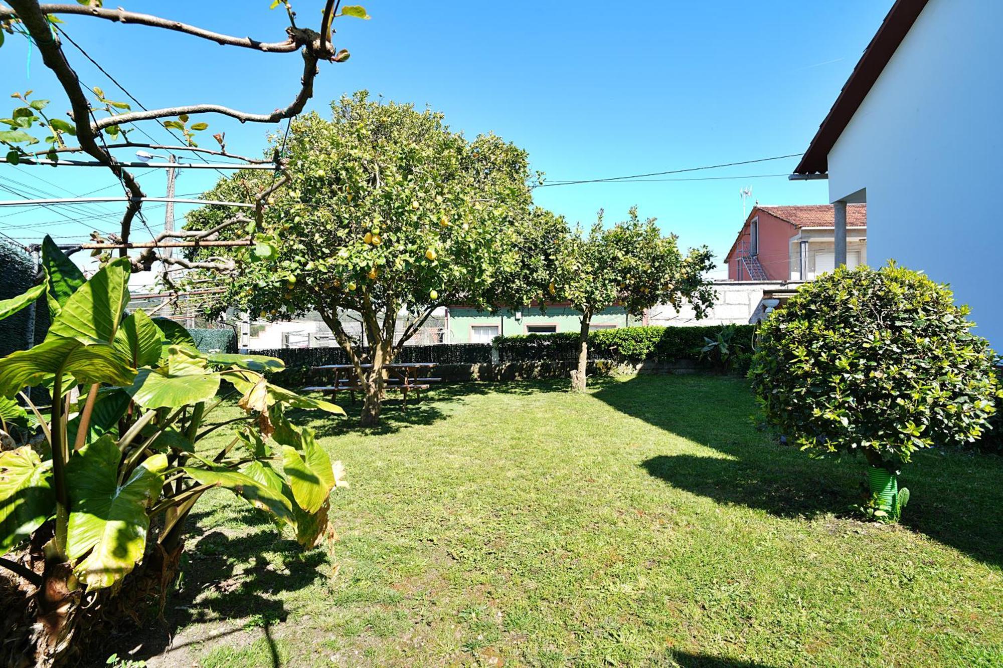 Casa Con Jardin En Vilanova De Arousa ปอนเตเบดรา ภายนอก รูปภาพ