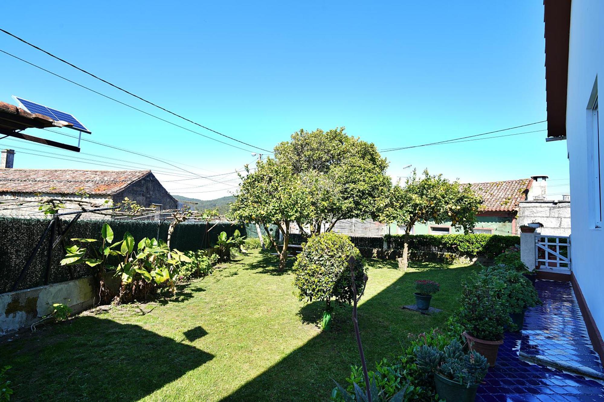 Casa Con Jardin En Vilanova De Arousa ปอนเตเบดรา ภายนอก รูปภาพ